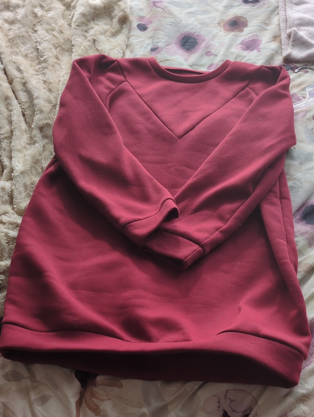 Women's Crewneck Pullover Sweater - Burgundy
